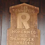 Berggasthof Heuberghaus, Direkt Am Rennsteig