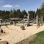 Berggasthof Heuberghaus, Direkt Am Rennsteig