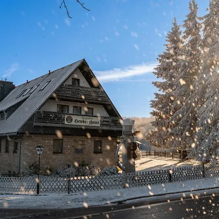 Berggasthof Heuberghaus, Direkt Am Rennsteig Daire Friedrichroda