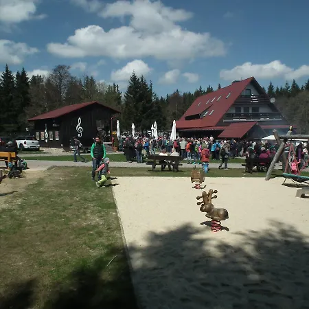 Berggasthof Heuberghaus, Direkt Am Rennsteig Friedrichroda
