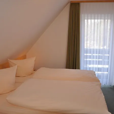 Berggasthof Heuberghaus, Direkt Am Rennsteig Apartamento