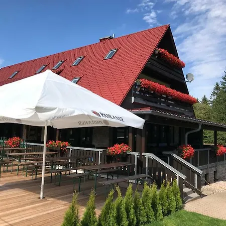 Berggasthof Heuberghaus, Direkt Am Rennsteig Apartmán