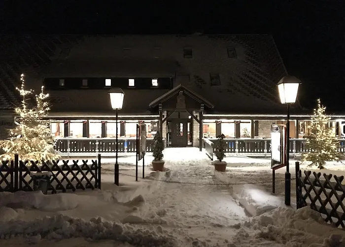 Berggasthof Heuberghaus, Direkt Am Rennsteig