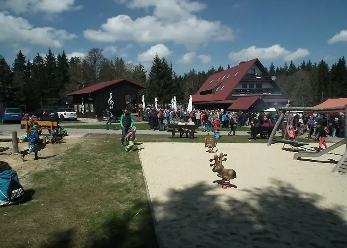 Berggasthof Heuberghaus, Direkt Am Rennsteig Friedrichroda