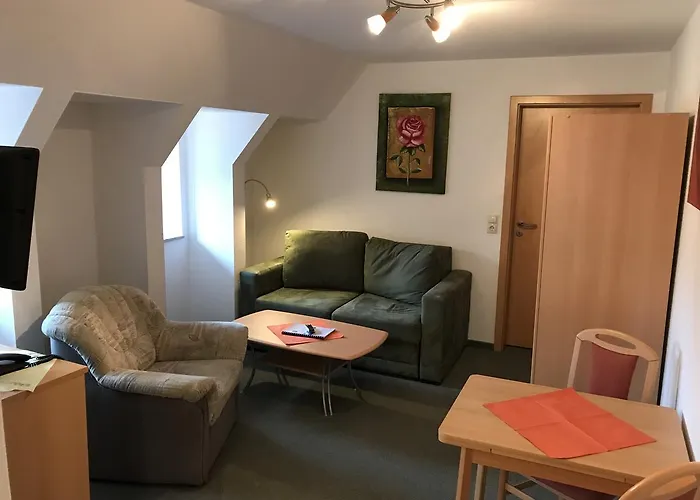 Daire Berggasthof Heuberghaus, Direkt Am Rennsteig Friedrichroda